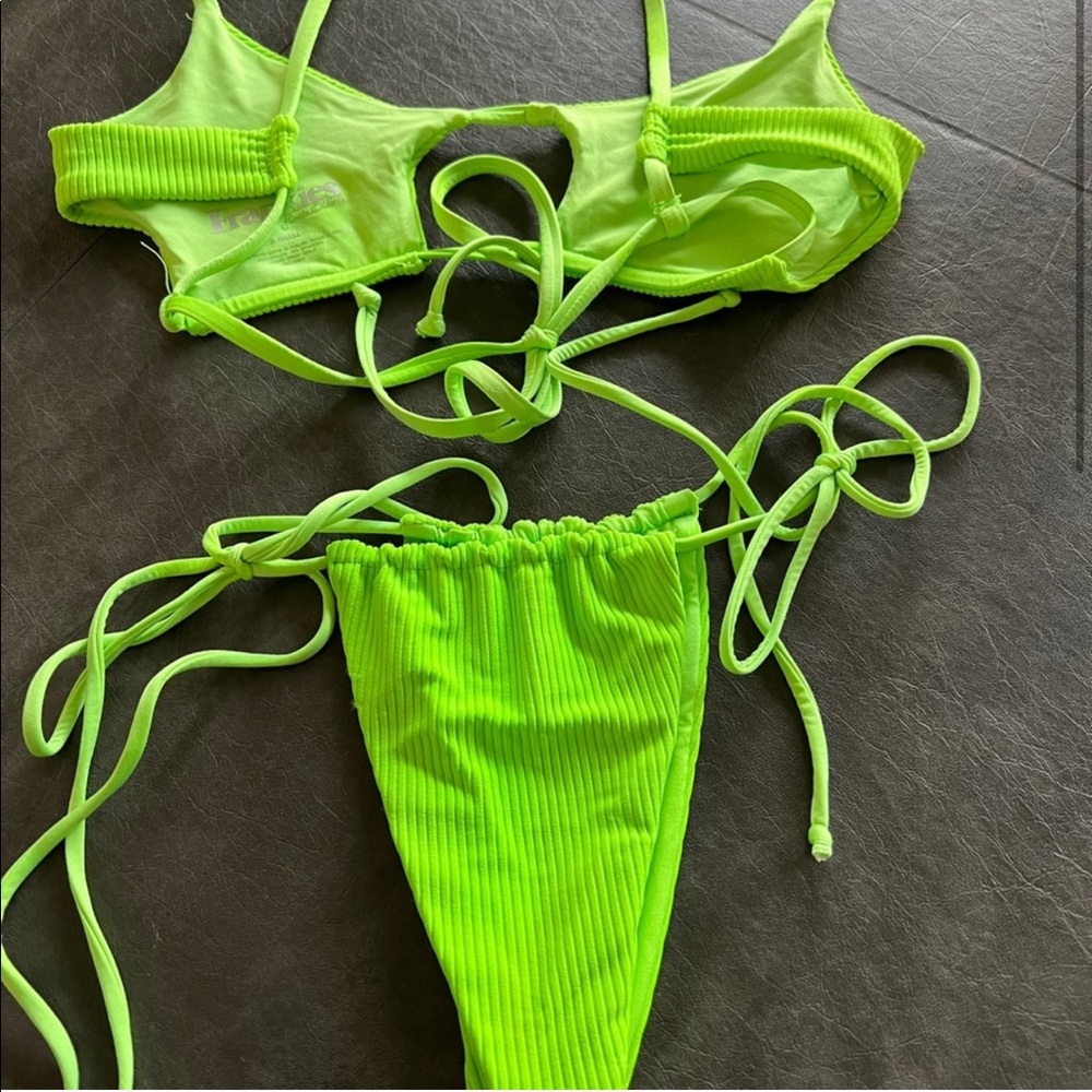 Frankie’s Bikinis Willa & Tia Neon Green Set - Picture 5 of 6